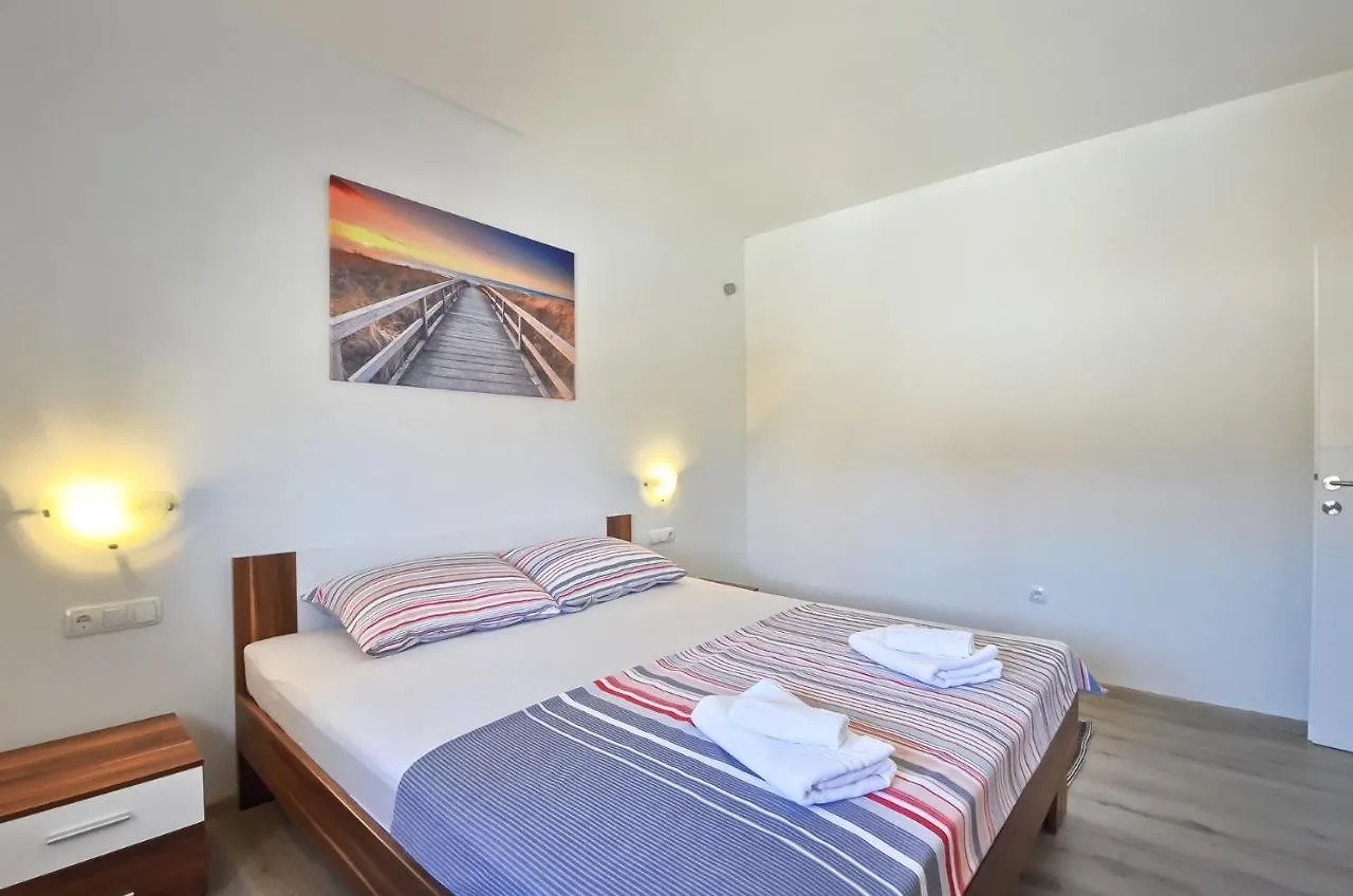 Villa Alexandria Ližnjan Apartment